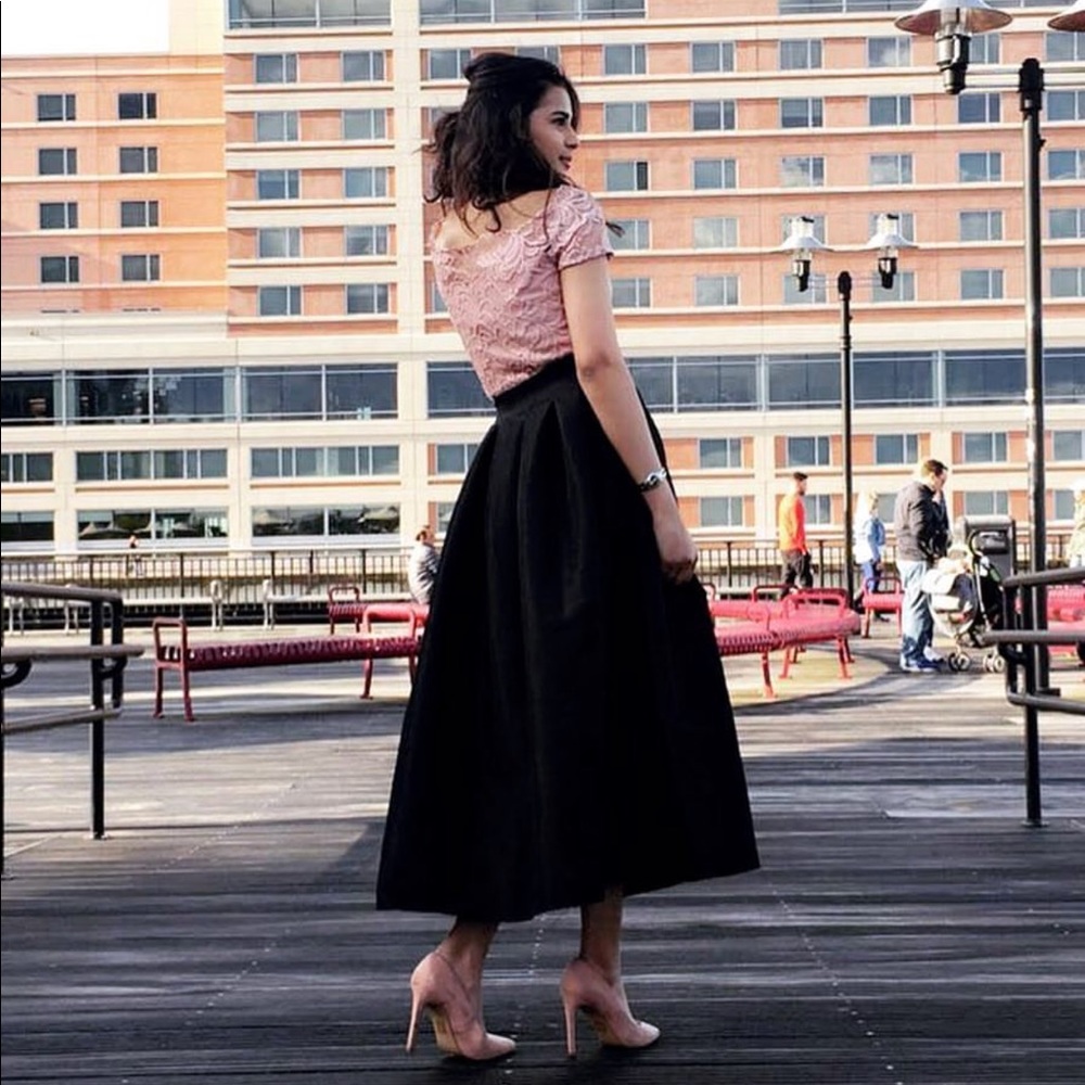 Black long skirt